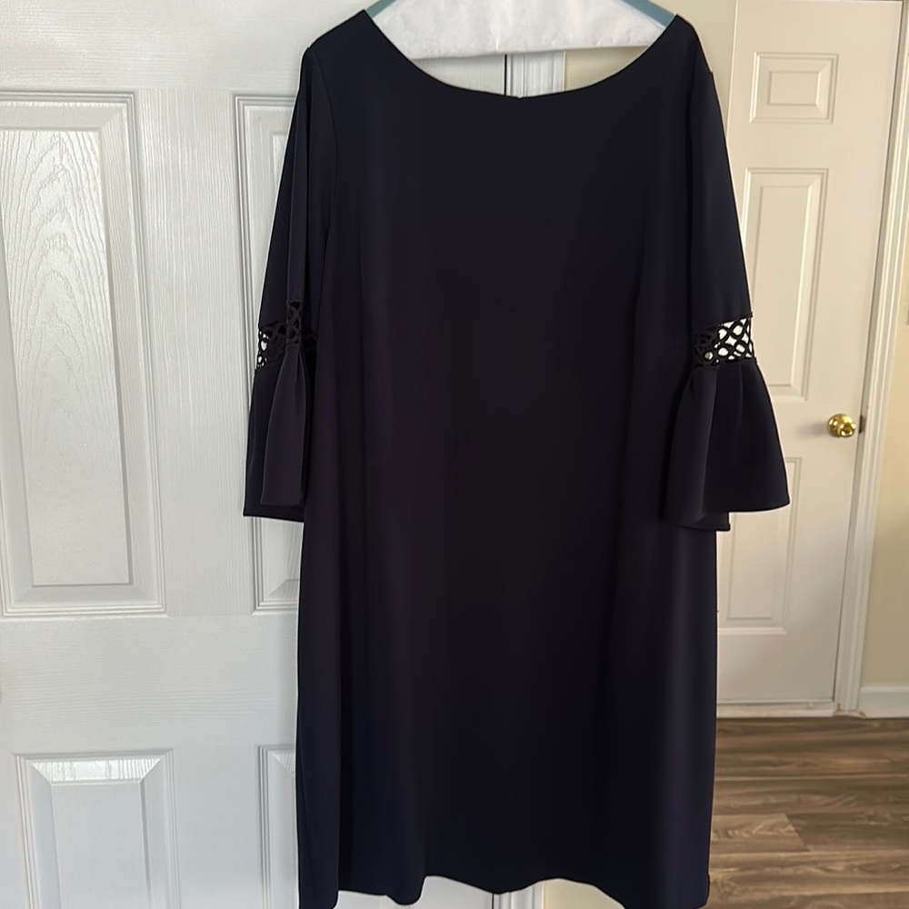 Elegant Navy Midi Dress